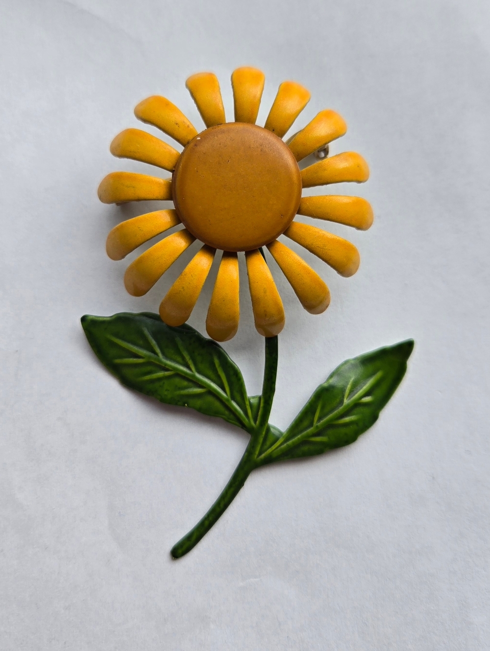 Vintage Mid Century Metal Enamel Flower Brooch Yellow Daisy w/ Stem